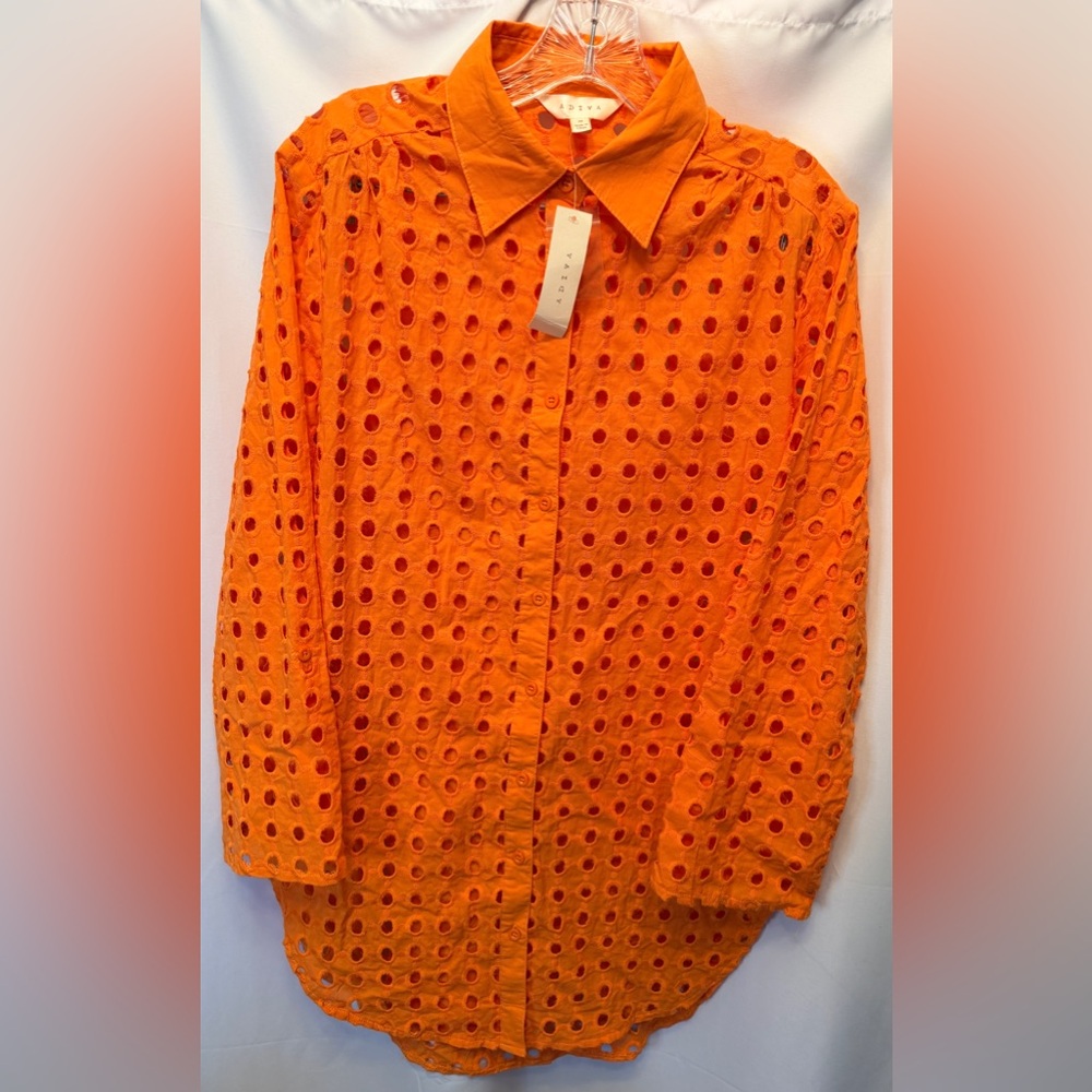 NWT Adiva Size Medium Orange‎ Eyelet Button Down Collared Blouse Shirt Layering